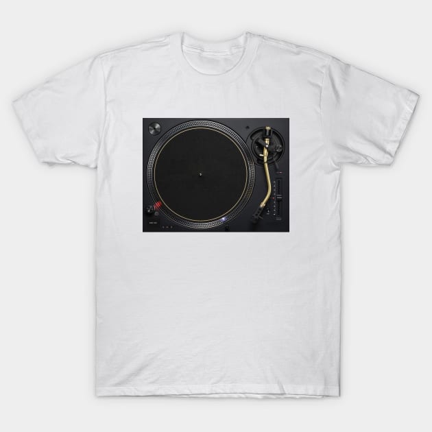 Classic Turntable MK7 blk gold T-Shirt by Tee4daily